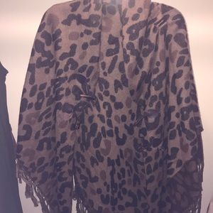 Leopard poncho